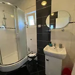 La Apartman *