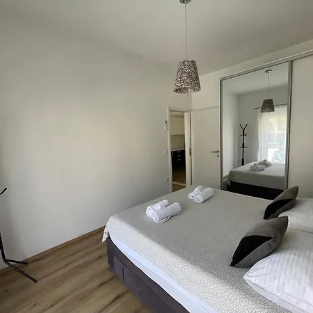 拉维塔公寓 公寓 扎达尔