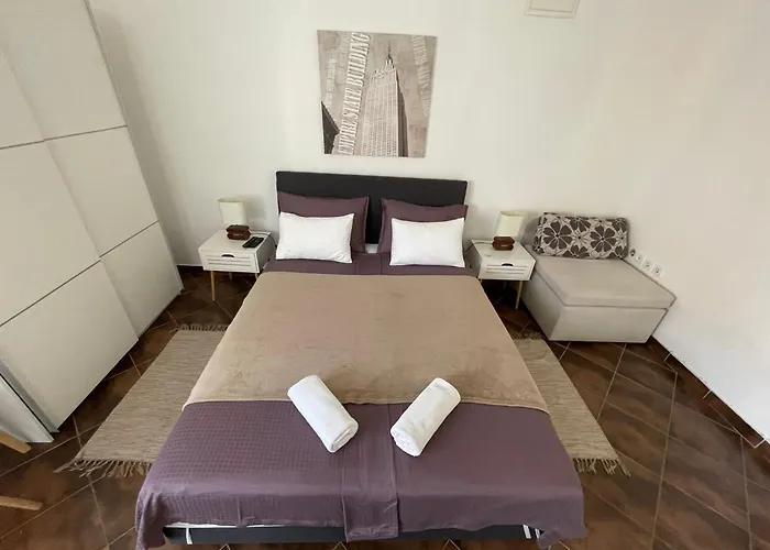 La Апартаменти *