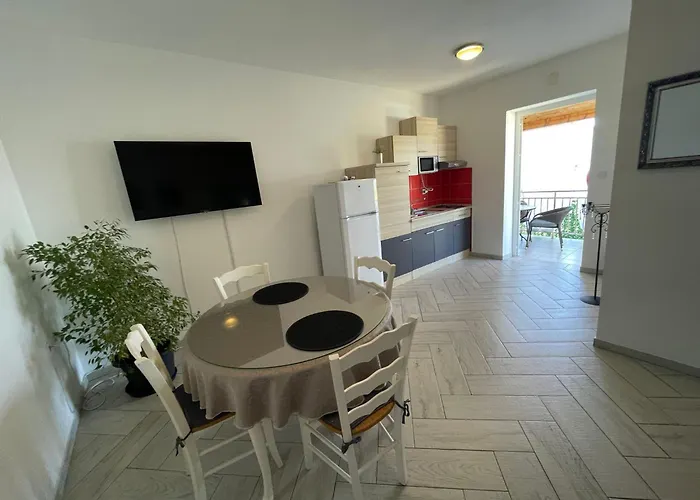 La Апартаменти *