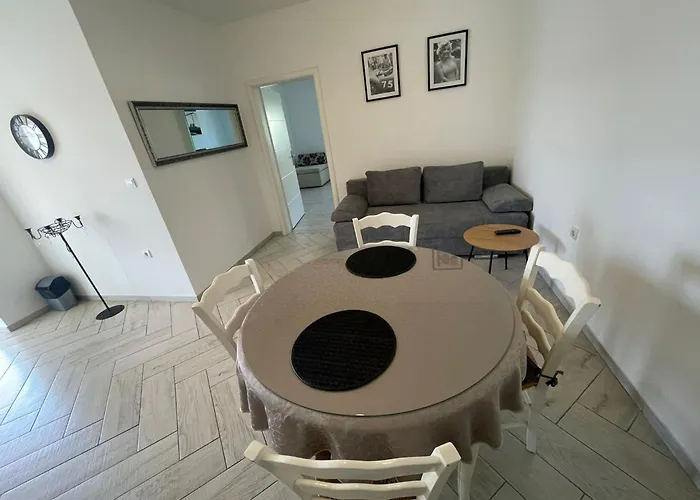 La Апартаменти Задар