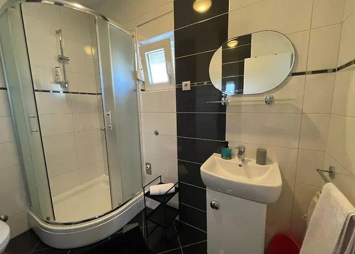 La Апартаменти *