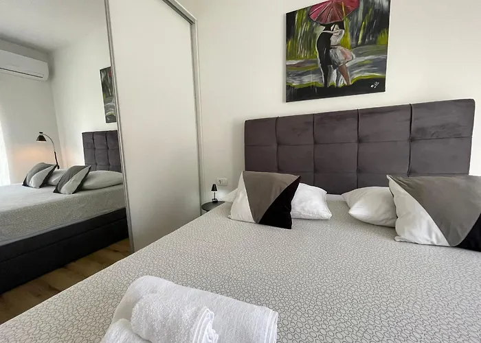 Апартаменти La Задар