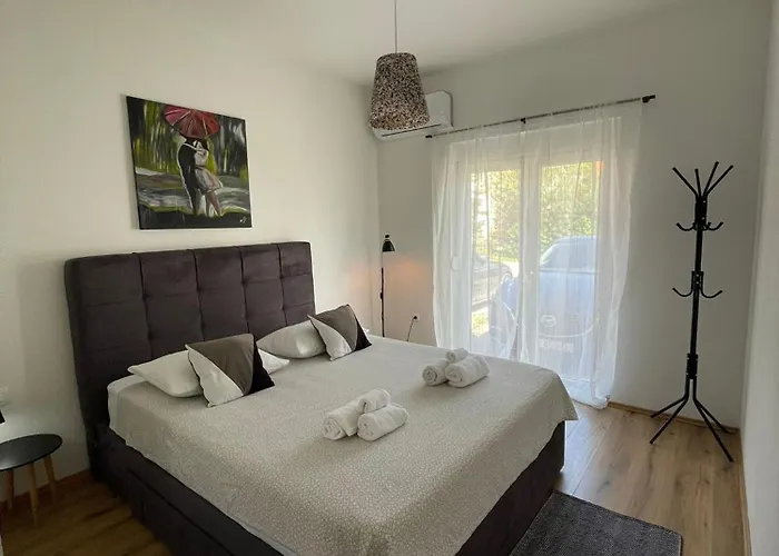 La Апартаменти *